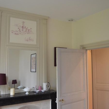 Le Gite Du Bas Manoir Bretteville-sur-Odon Exterior foto